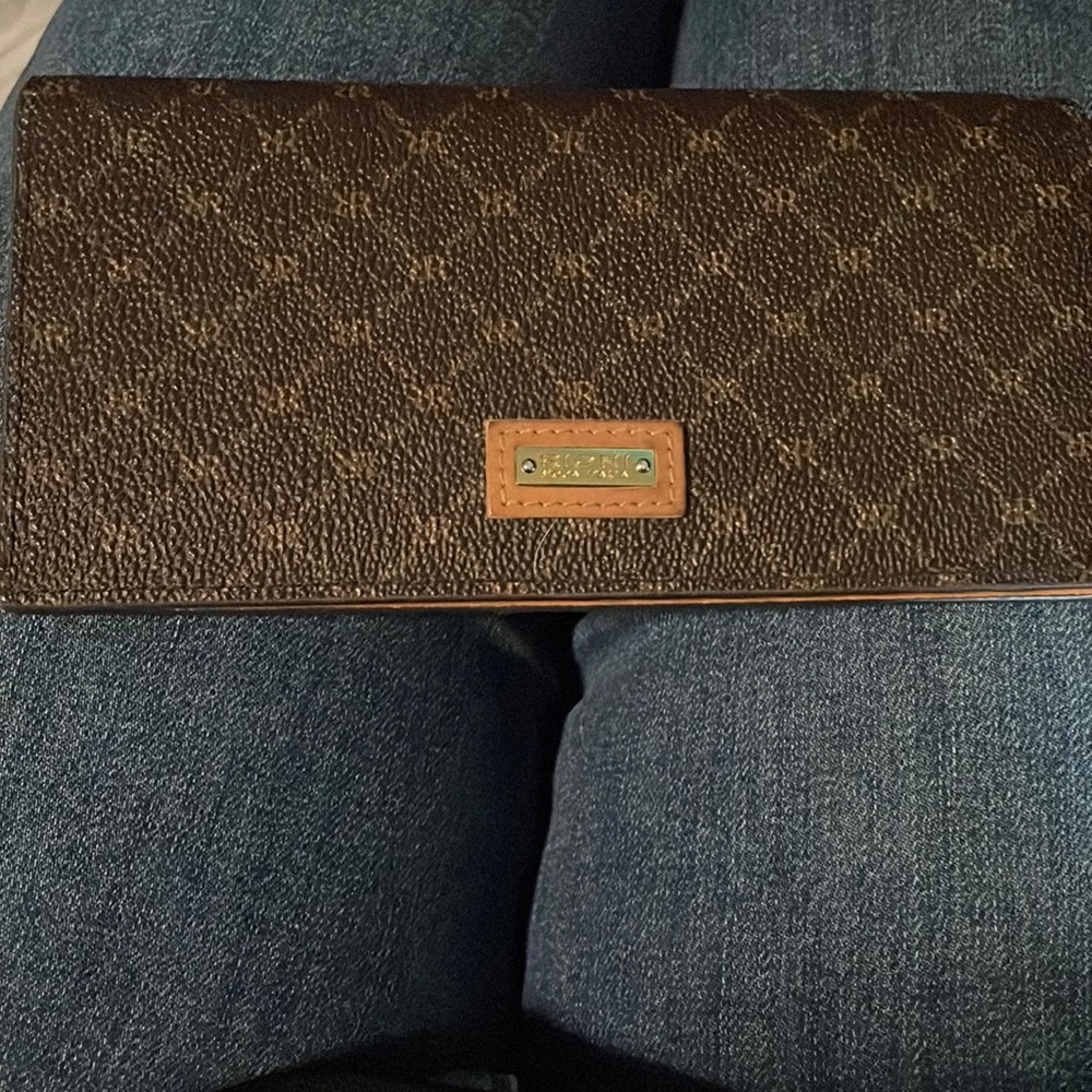 Rioni wallet
